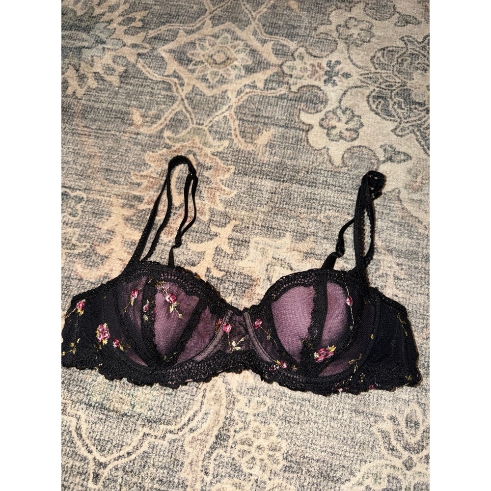 Vintage Victoria's Secret 2004 Y2K Black Mesh Lace Balconette Bra